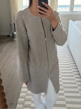 ARITZIA | Light Gray Zip-Front Long Wool Coat